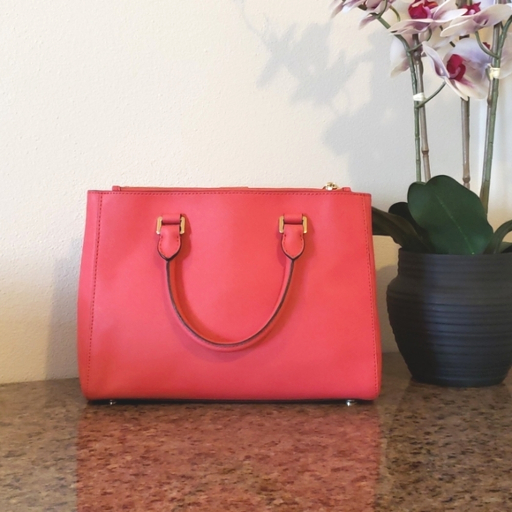 🌸 Michael Kors Handbage 🌸 - Picture 2 of 8